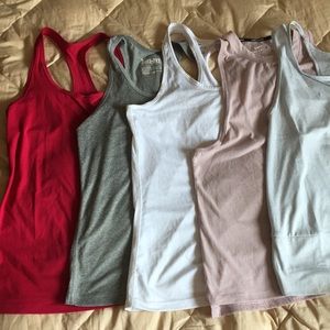 Nike - 5 Tank Tops Bundle